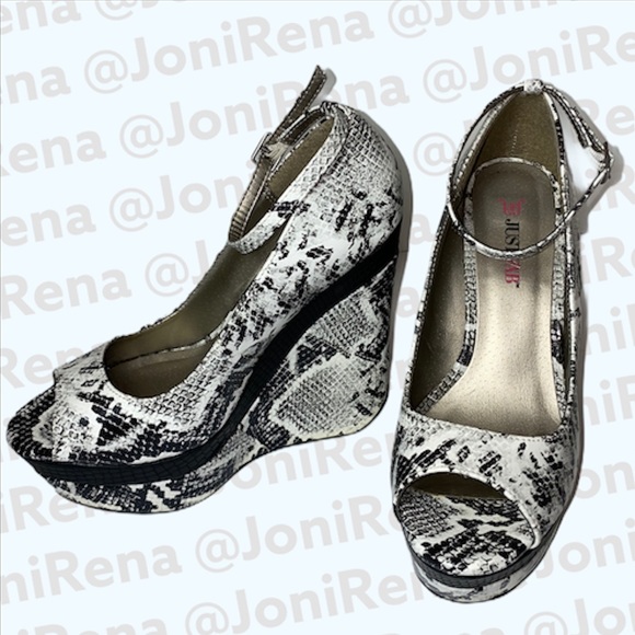π₯ Sexy Snakeskin Wedges | SIZE 7 π₯π₯ - Picture 3 of 8
